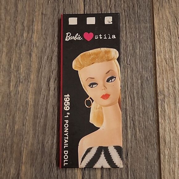 Stila ❤️ Barbie Ponytail Palette - Picture 1 of 3